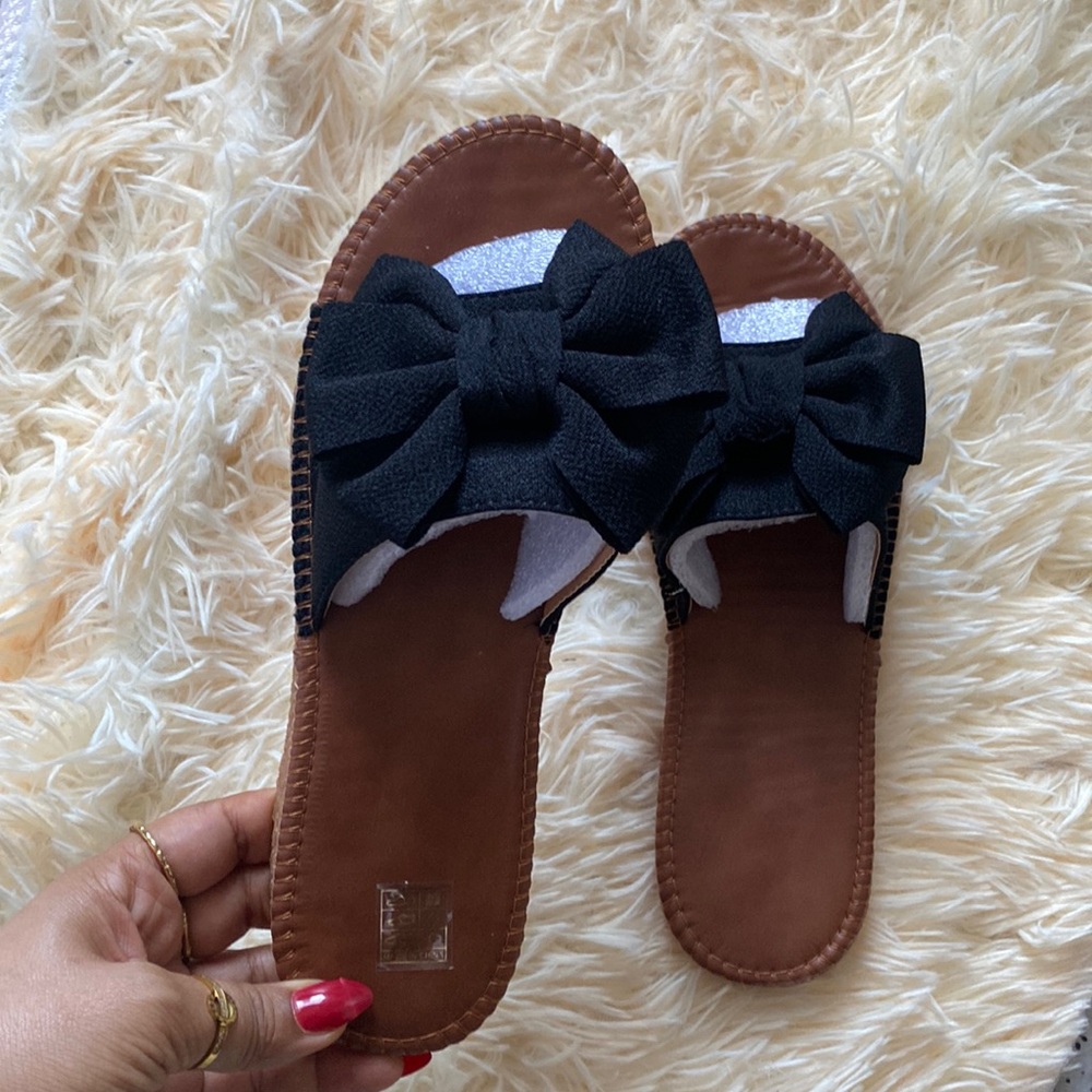 New Black Bow sandals for women size 8.5